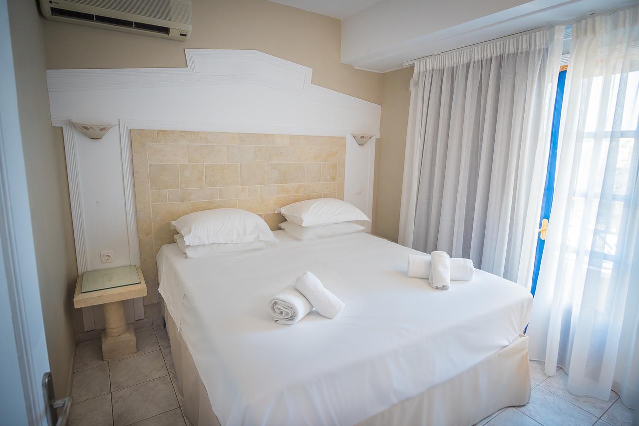 Apart Otel Parthenis & 3*